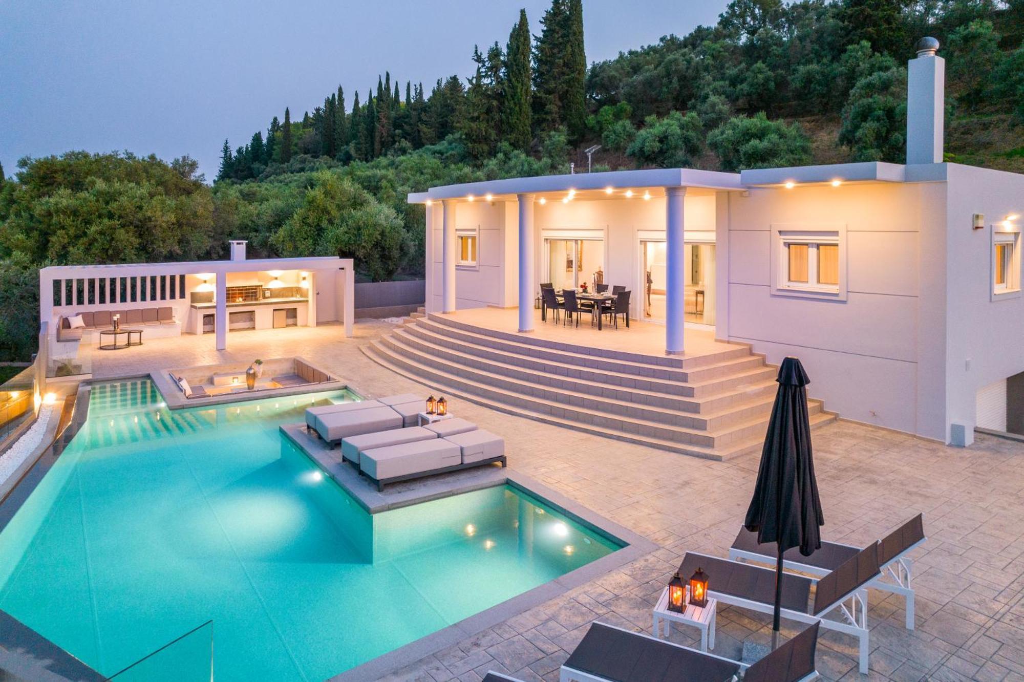 Villa Moonstone Mouzákion Exteriör bild