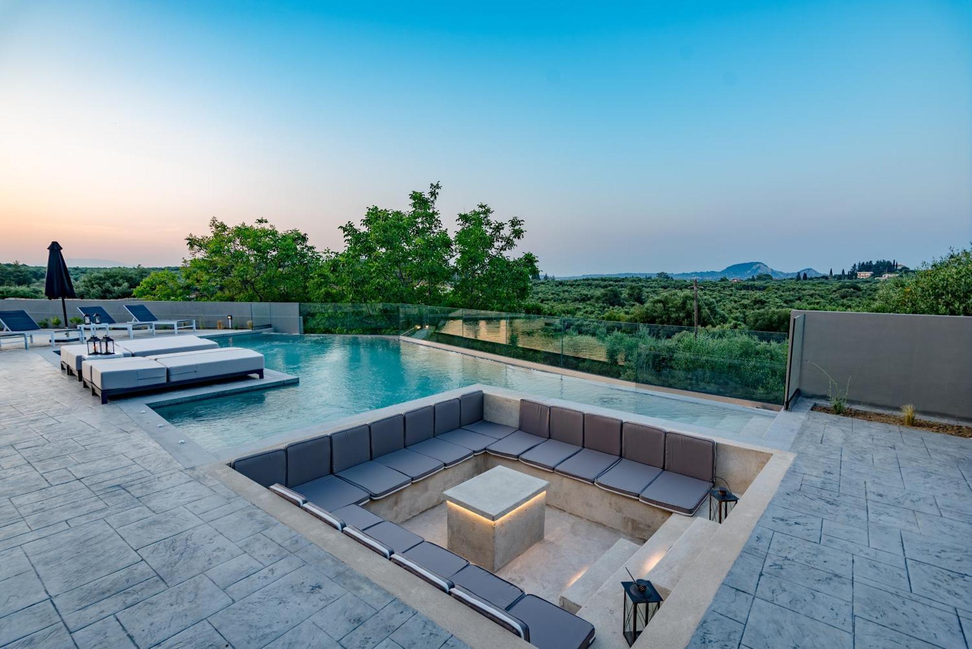 Villa Moonstone Mouzákion Exteriör bild